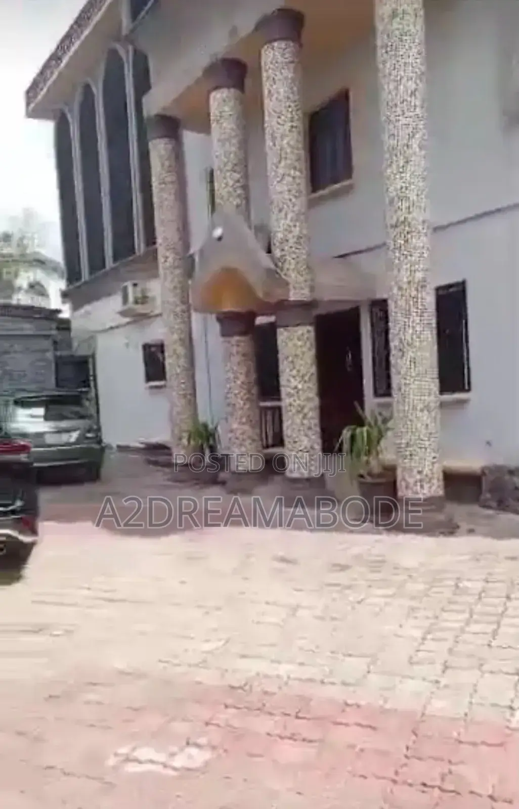 Massive Hotel