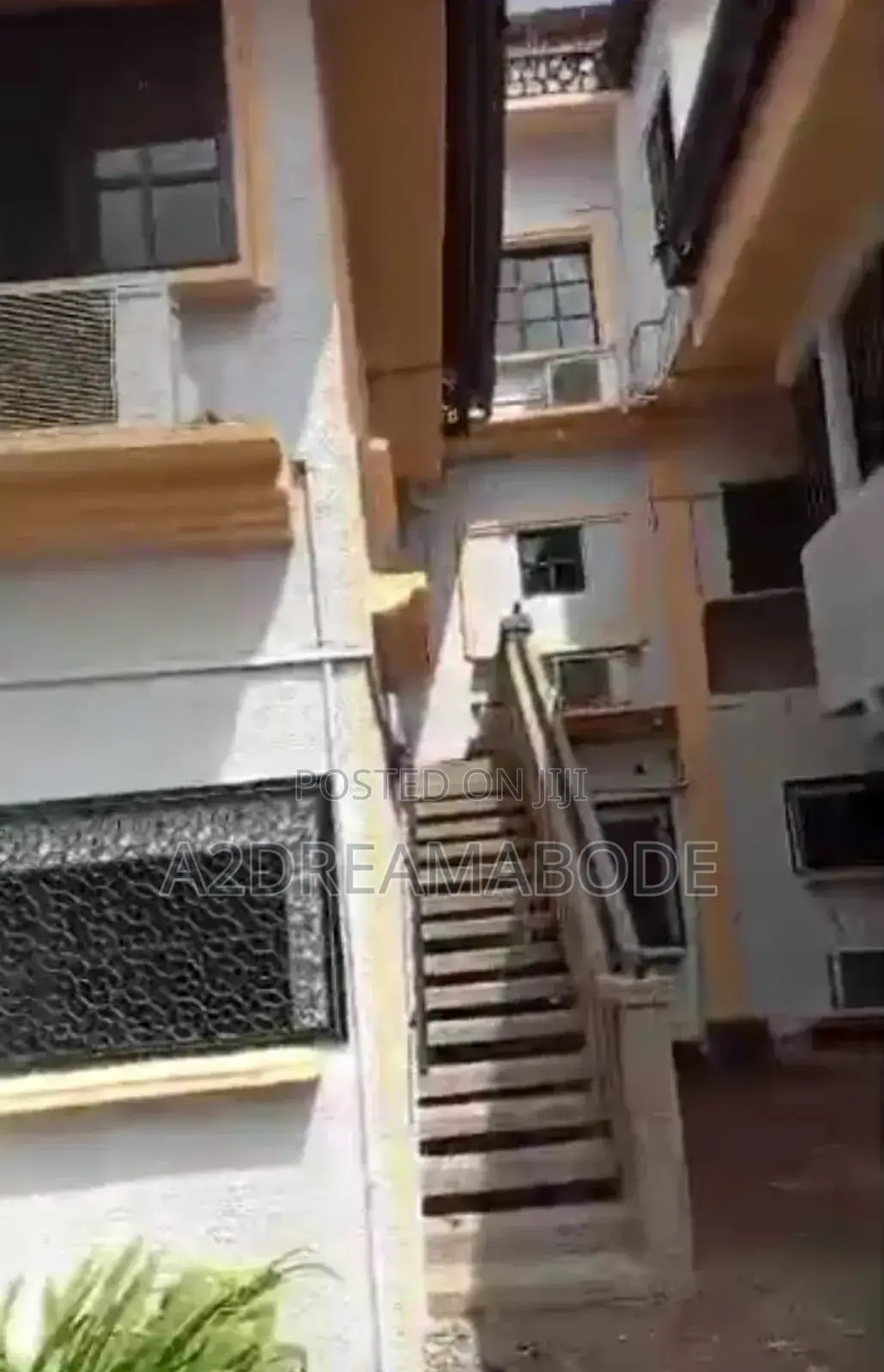 Massive Hotel