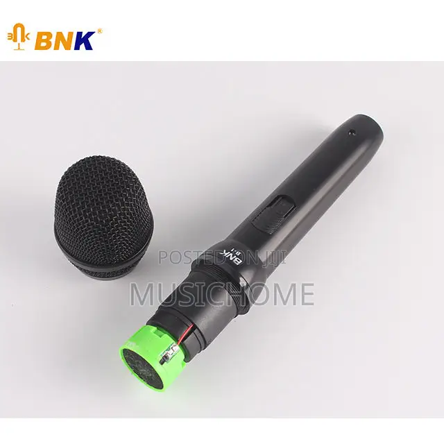 Quality Wired Microphone With Powerful Sound Production