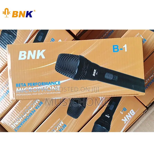 Quality Wired Microphone With Powerful Sound Production