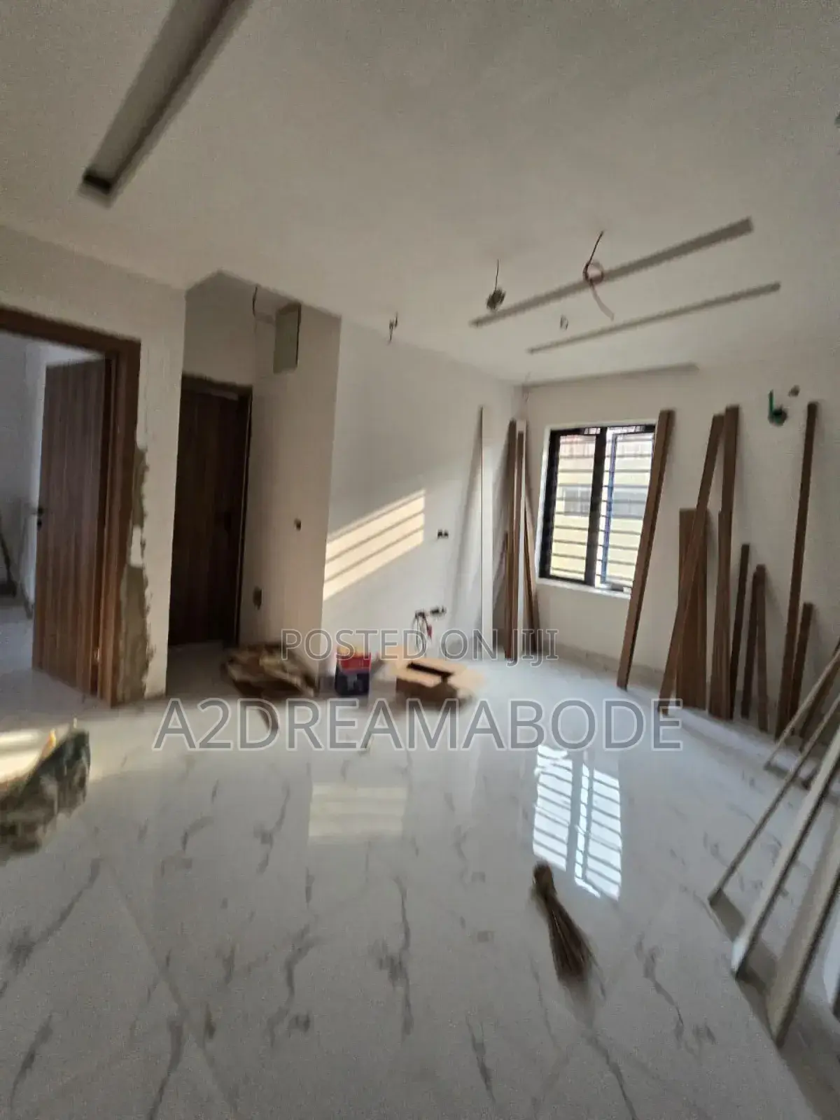 5bdrm Duplex in Magodo Phase 2 for rent