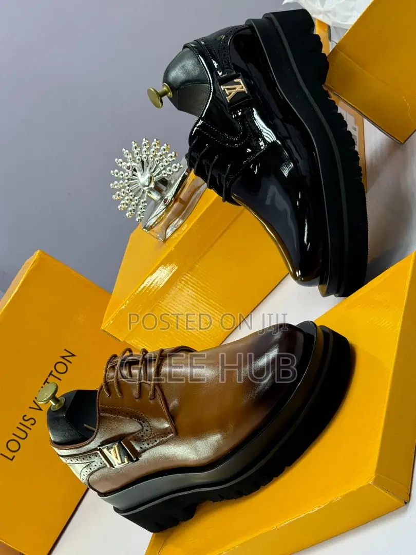 Louis Vuitton Laced Bold Shoes