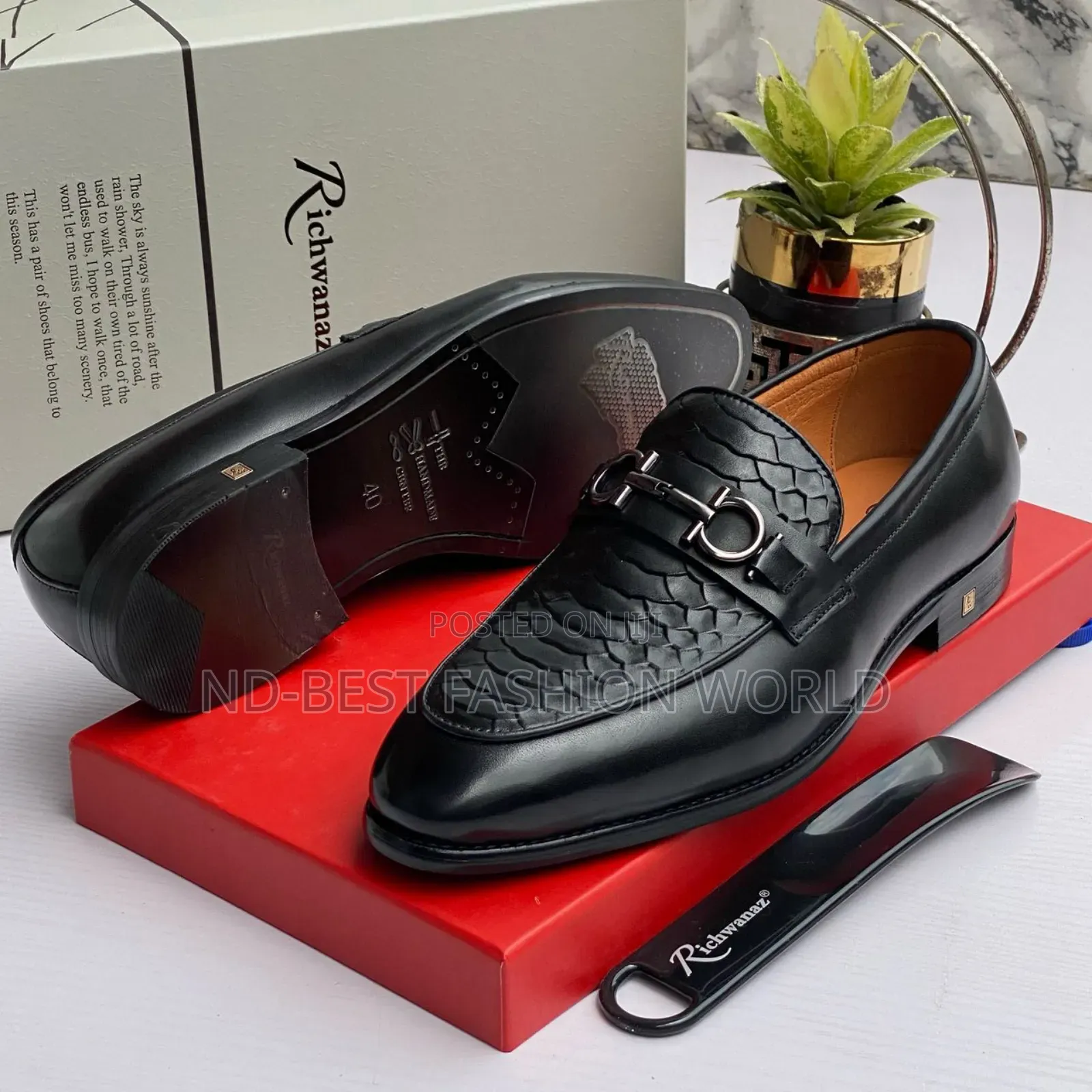 Black Matured Men's Leather Shoe