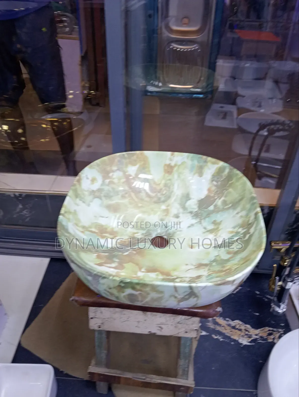 Luxury Army Colour Countertop Wash Hand Basin