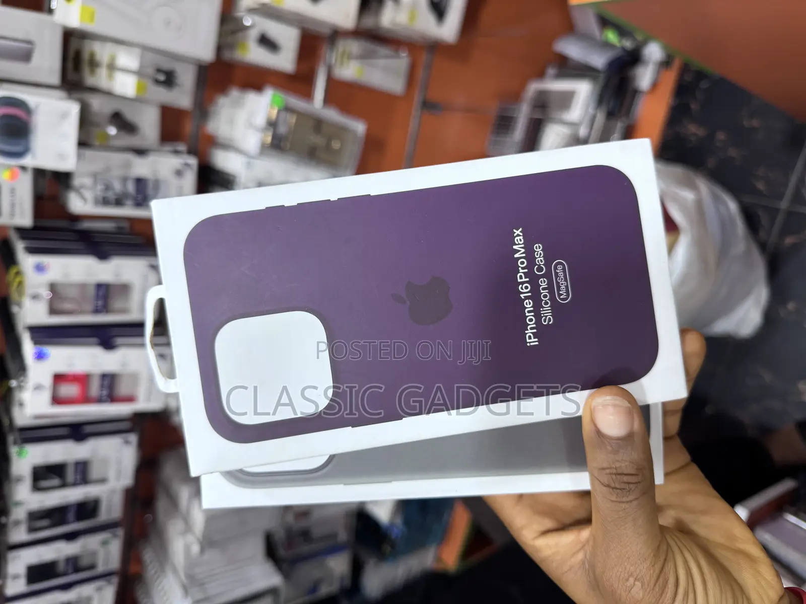 Silicone Case With Magsafe for iPhone 16 Pro Max/ 16 /16 Pro