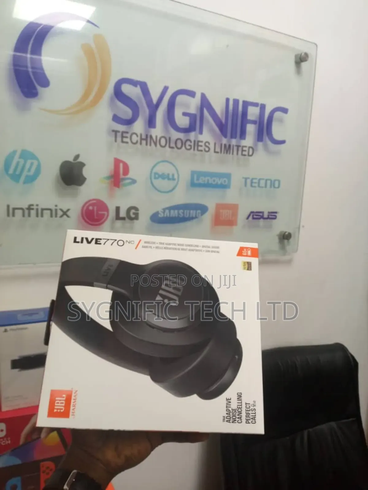 JBL Live 770nc Headphone