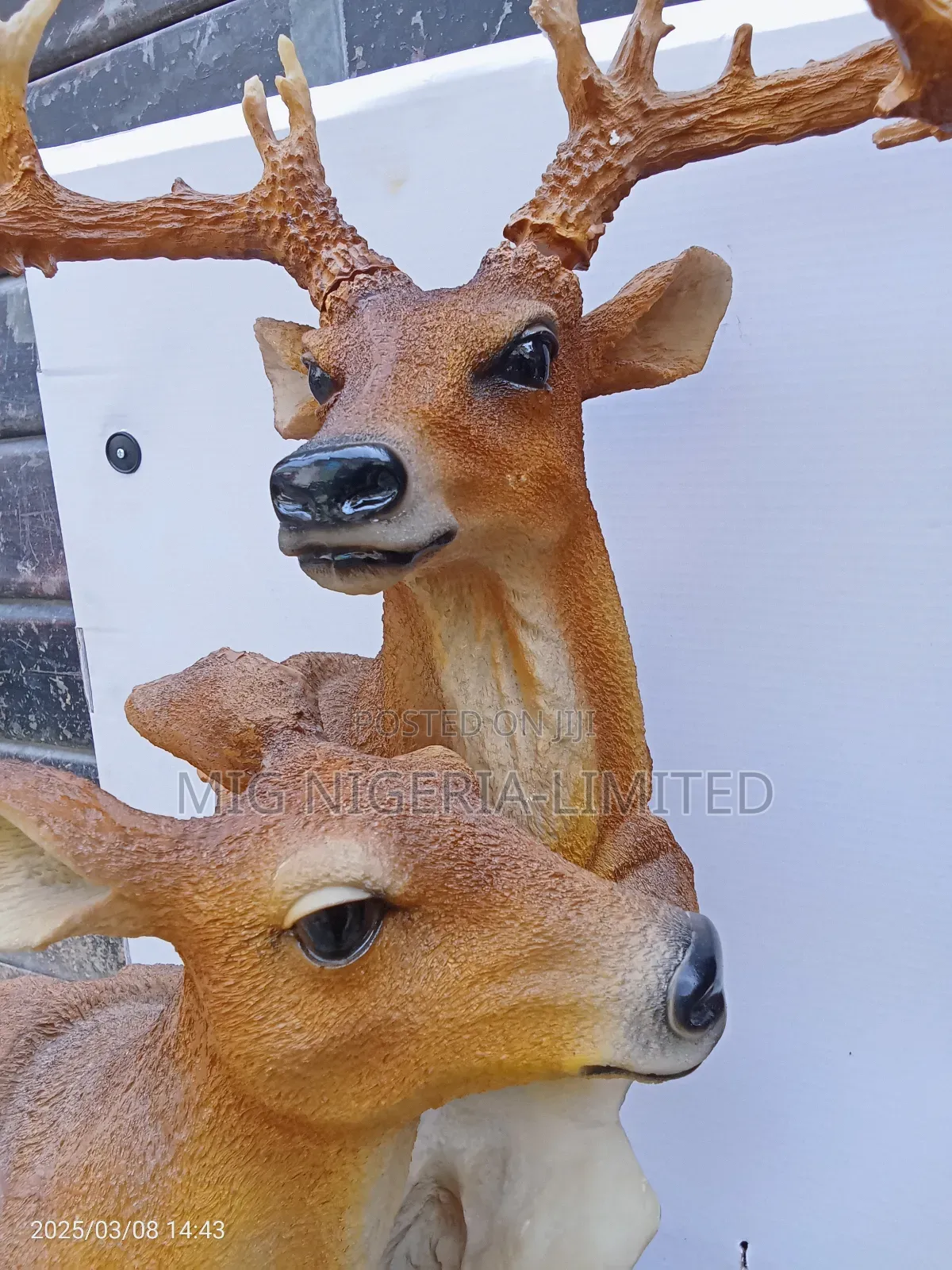 Royal Deer Head Double Stand Sculpture Centre Table Decor