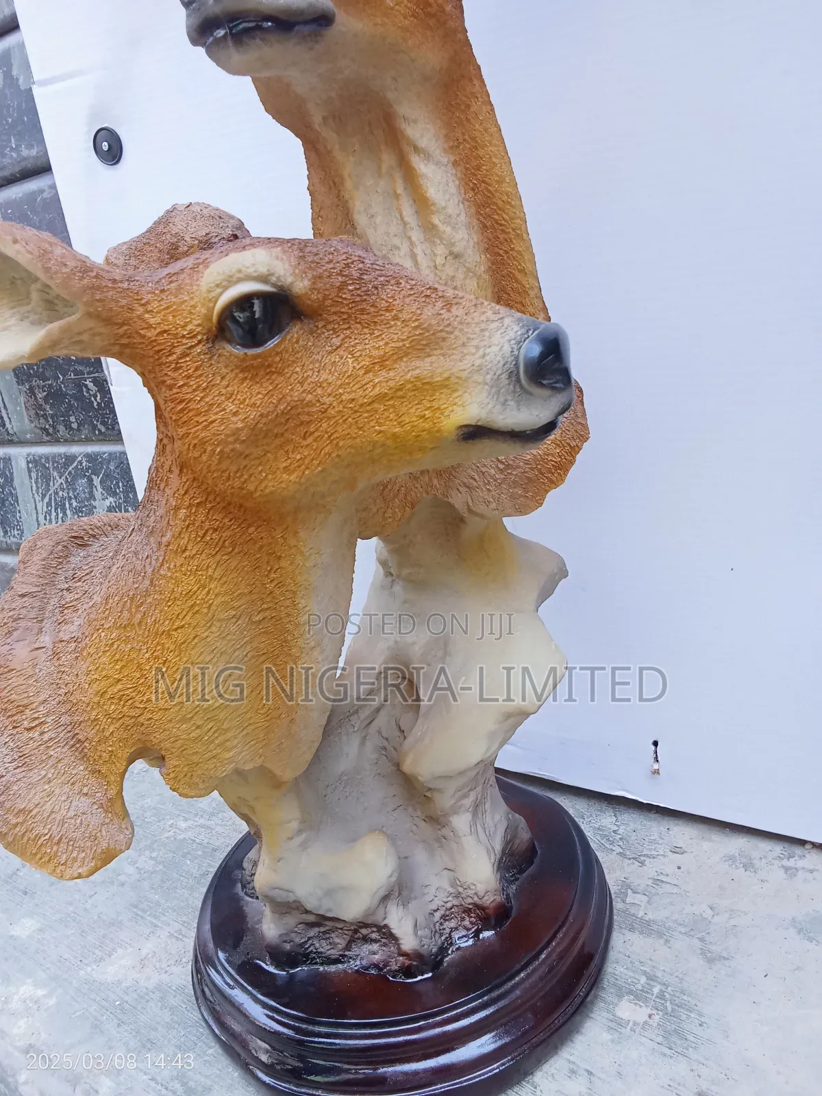 Royal Deer Head Double Stand Sculpture Centre Table Decor