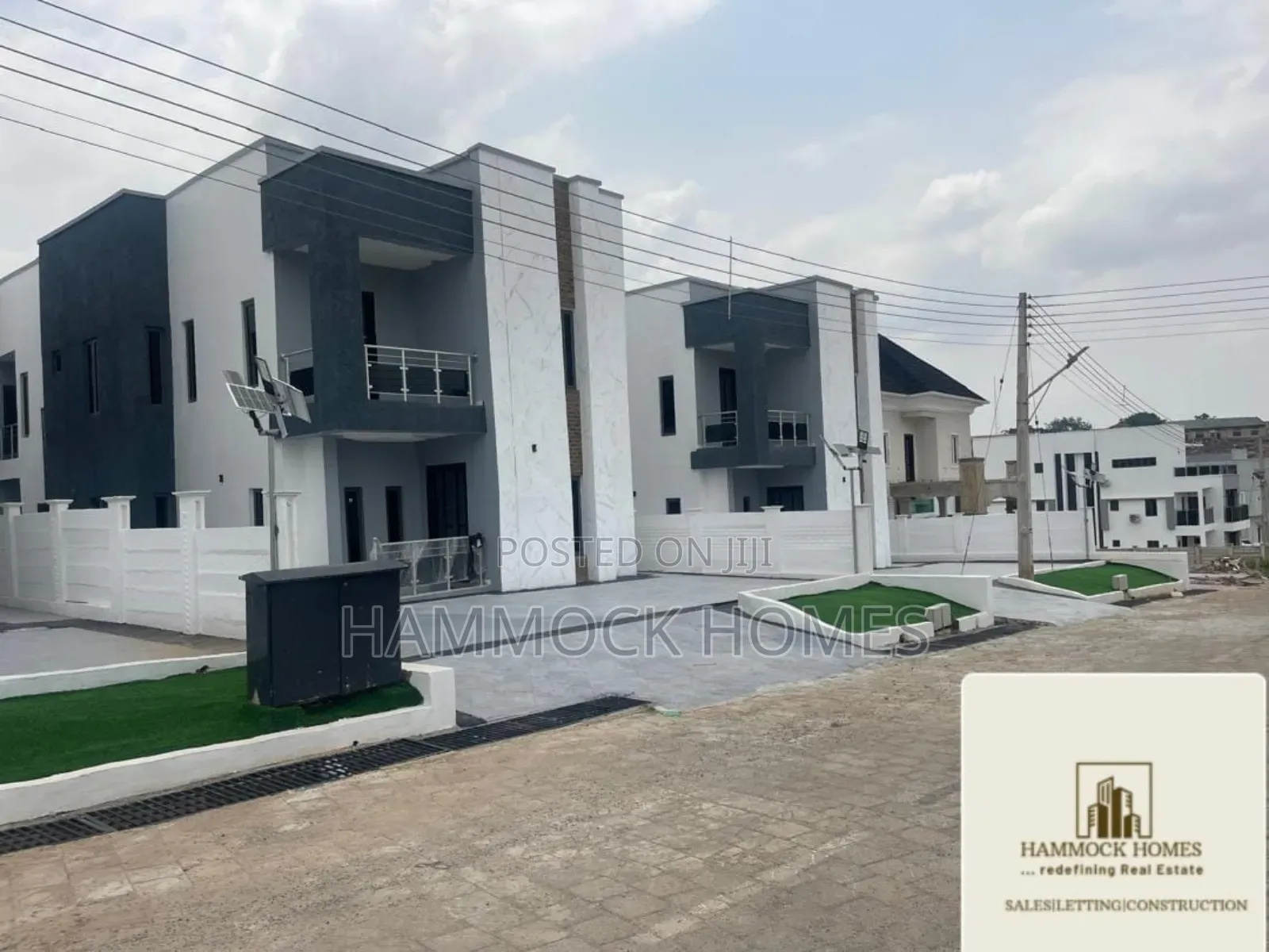 4bdrm Duplex in Lere Adigun Gra, Basorun for sale