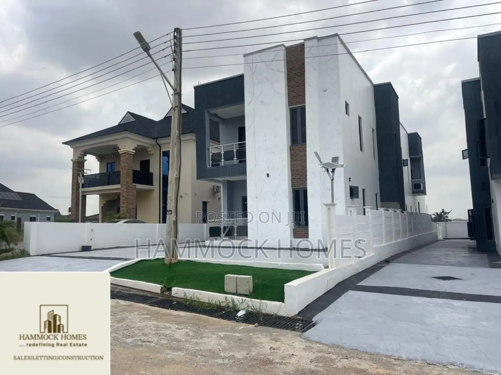4bdrm Duplex in Lere Adigun Gra, Basorun for sale