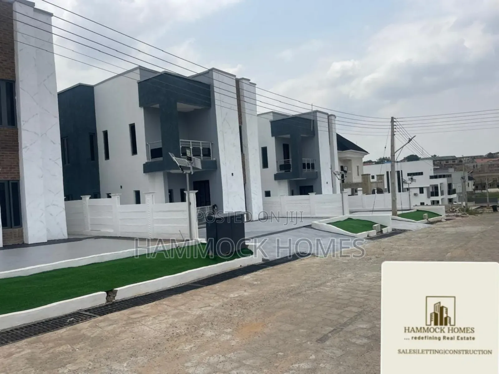 4bdrm Duplex in Lere Adigun Gra, Basorun for sale