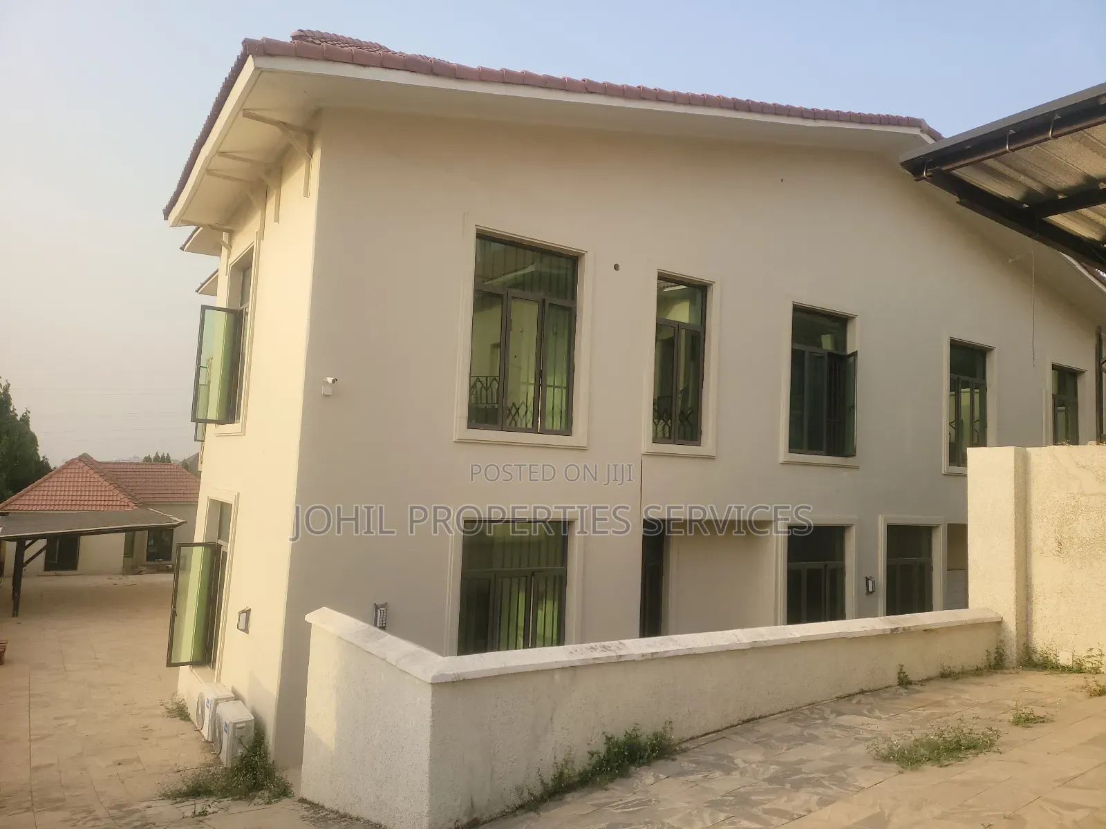 7bdrm Mansion in Asokoro for sale