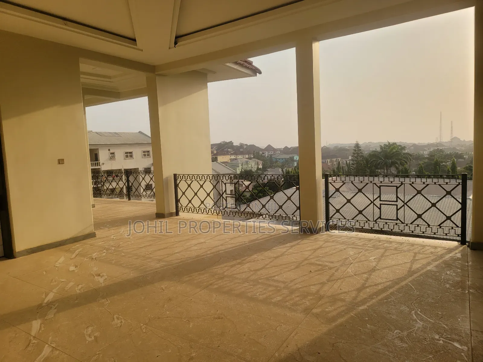 7bdrm Mansion in Asokoro for sale