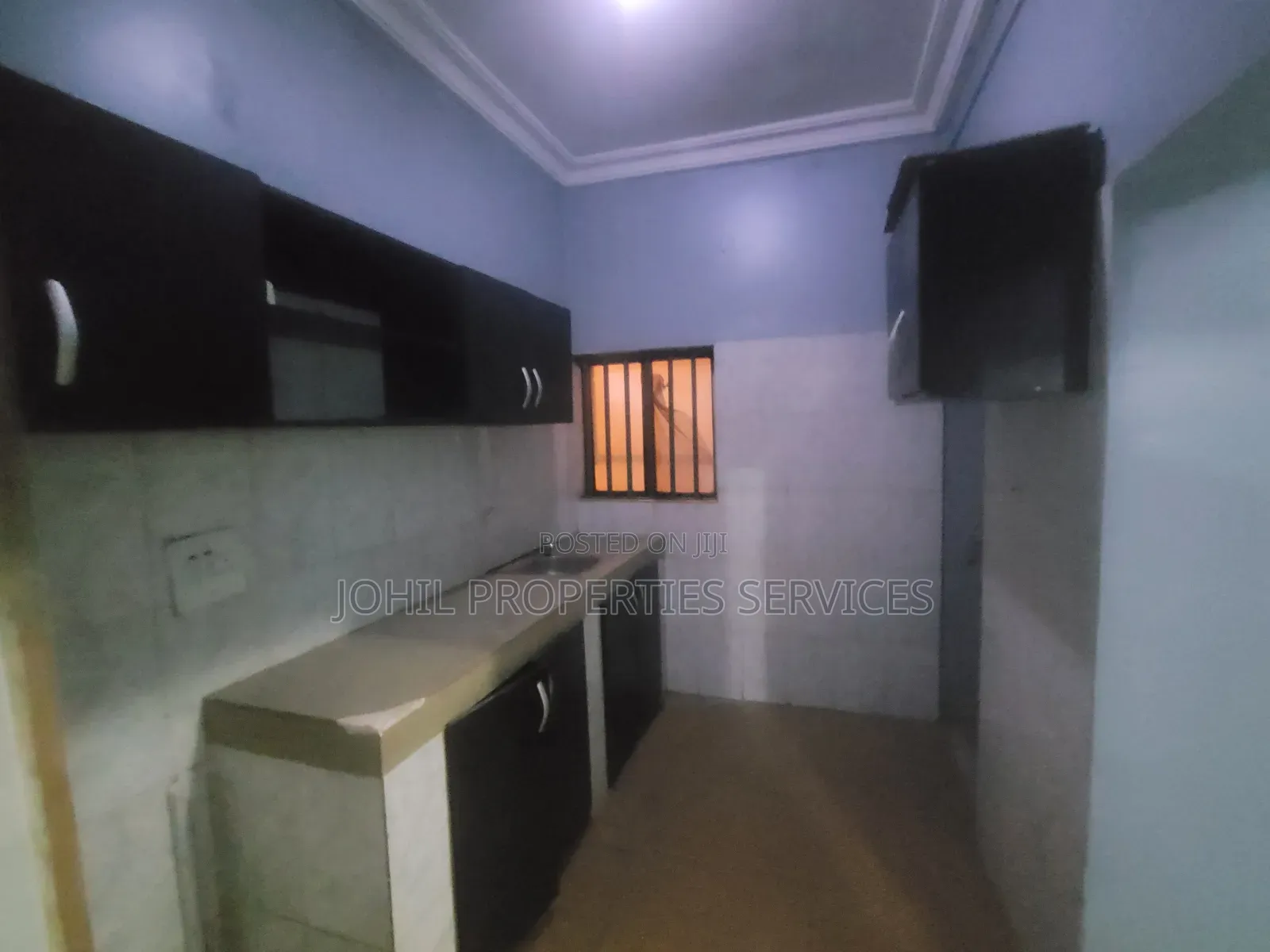 2bdrm Block of Flats in Zone 5 / Wuse for rent