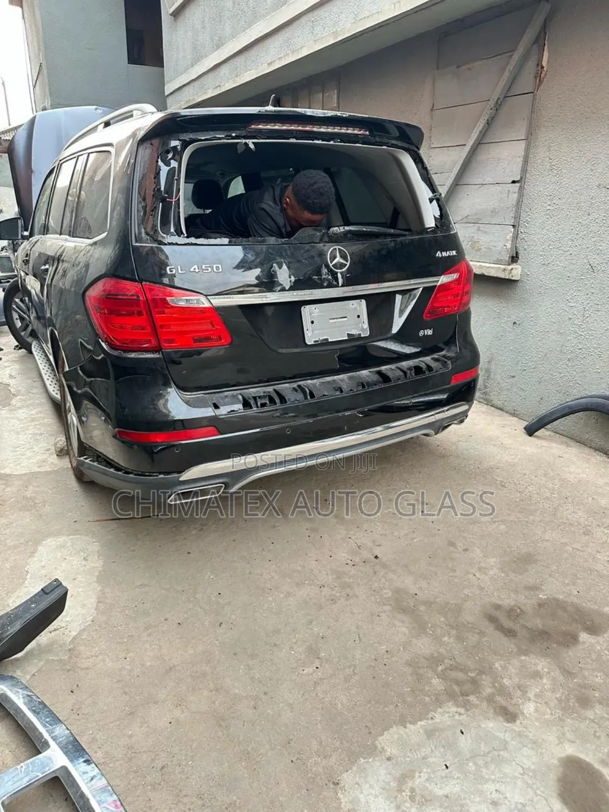 Gl350 2017 Back Glass Available We Deliver and Install