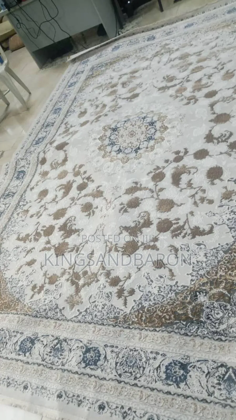 8*11ft Gold Cream Turkey Premium Quality Center Rug.7*10/5*7