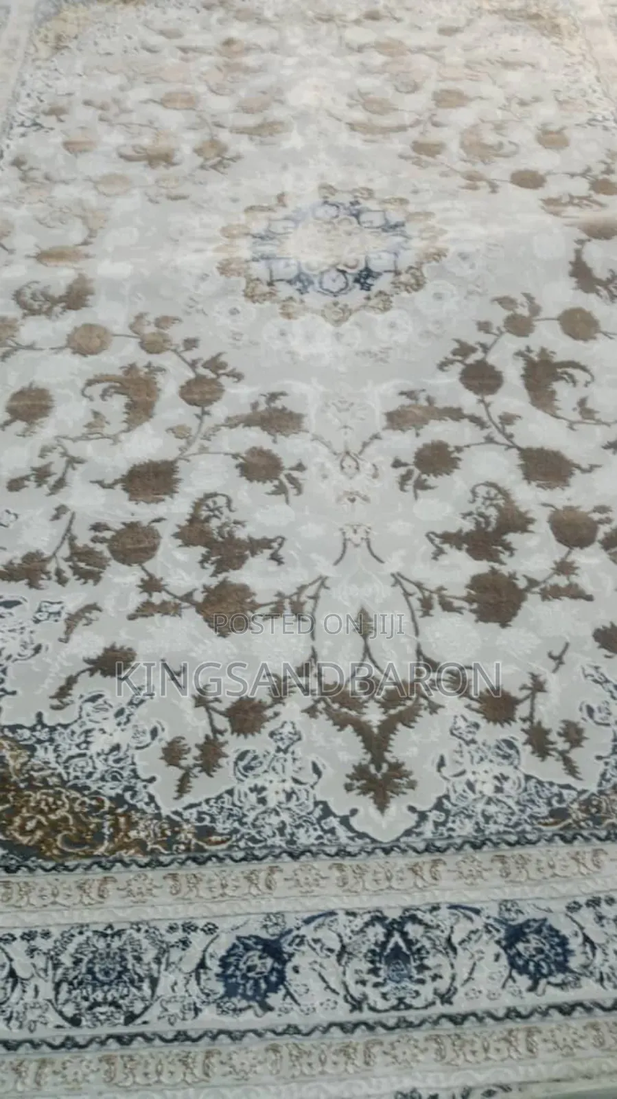 8*11ft Gold Cream Turkey Premium Quality Center Rug.7*10/5*7