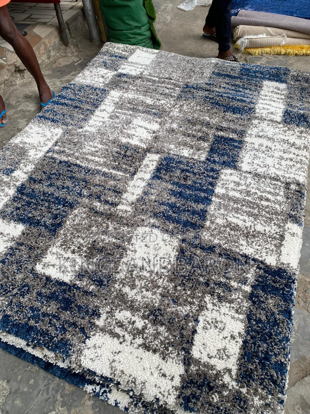 5x7fts Blue/Gray/Cream Shaggy Premium America Center Rug.