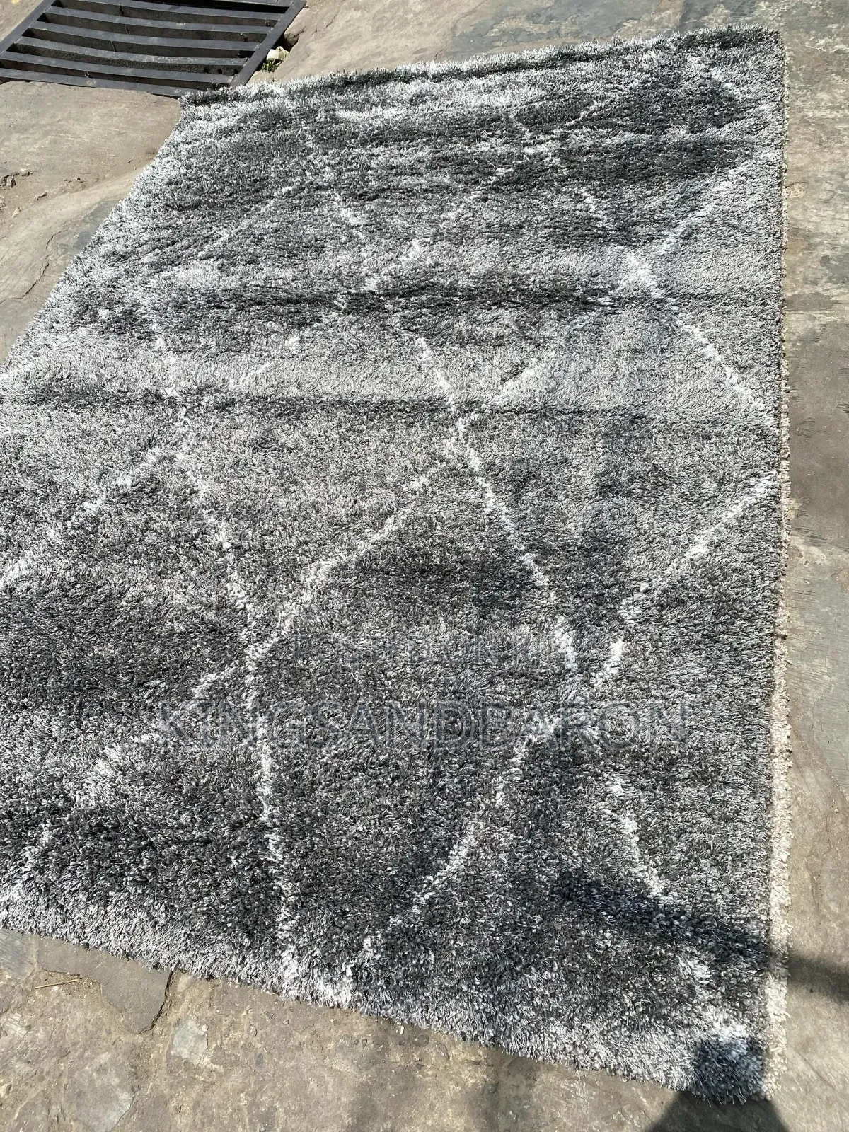 5x7fts Gray Shaggy Premium America Center Rug.