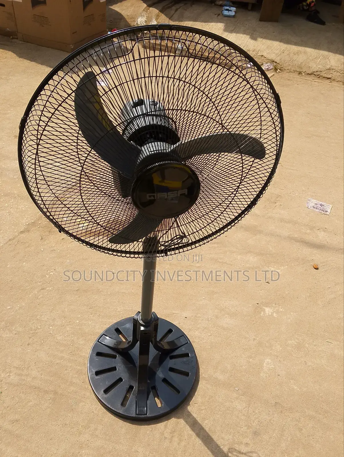 18" Qasa Inverter Standing Fan.
