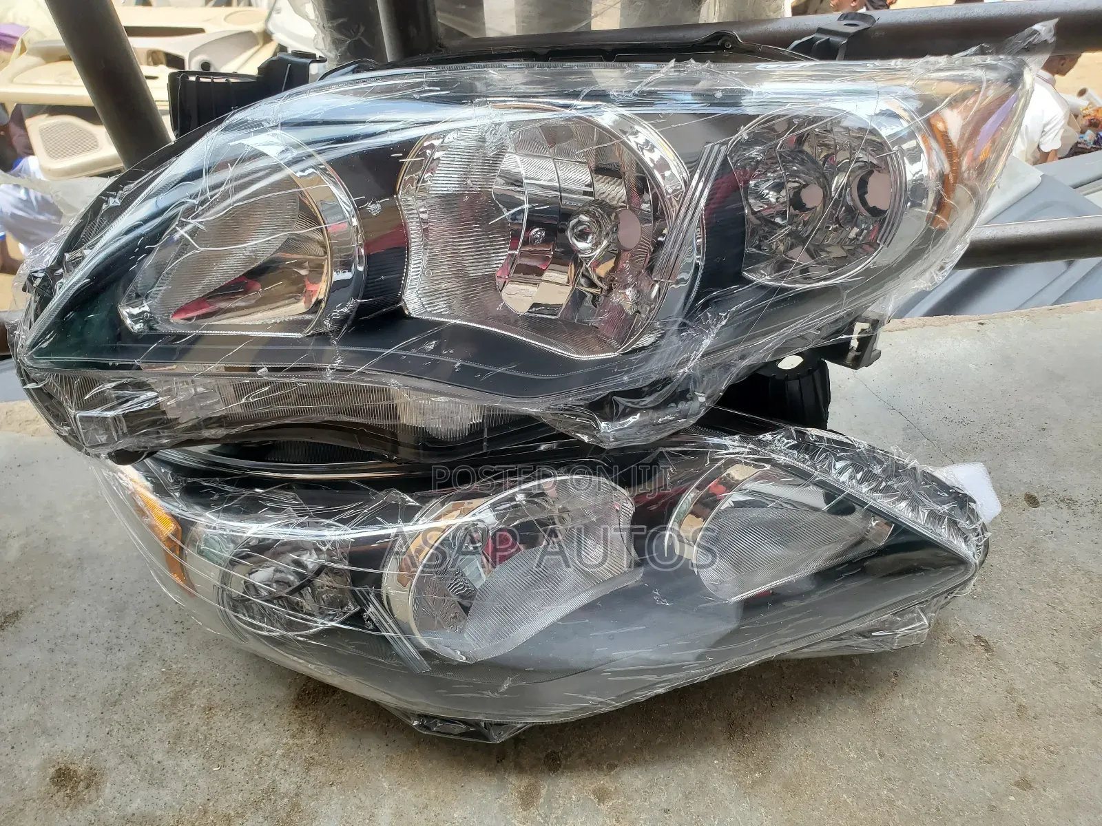 Headlamp for Corolla 2010 -2012