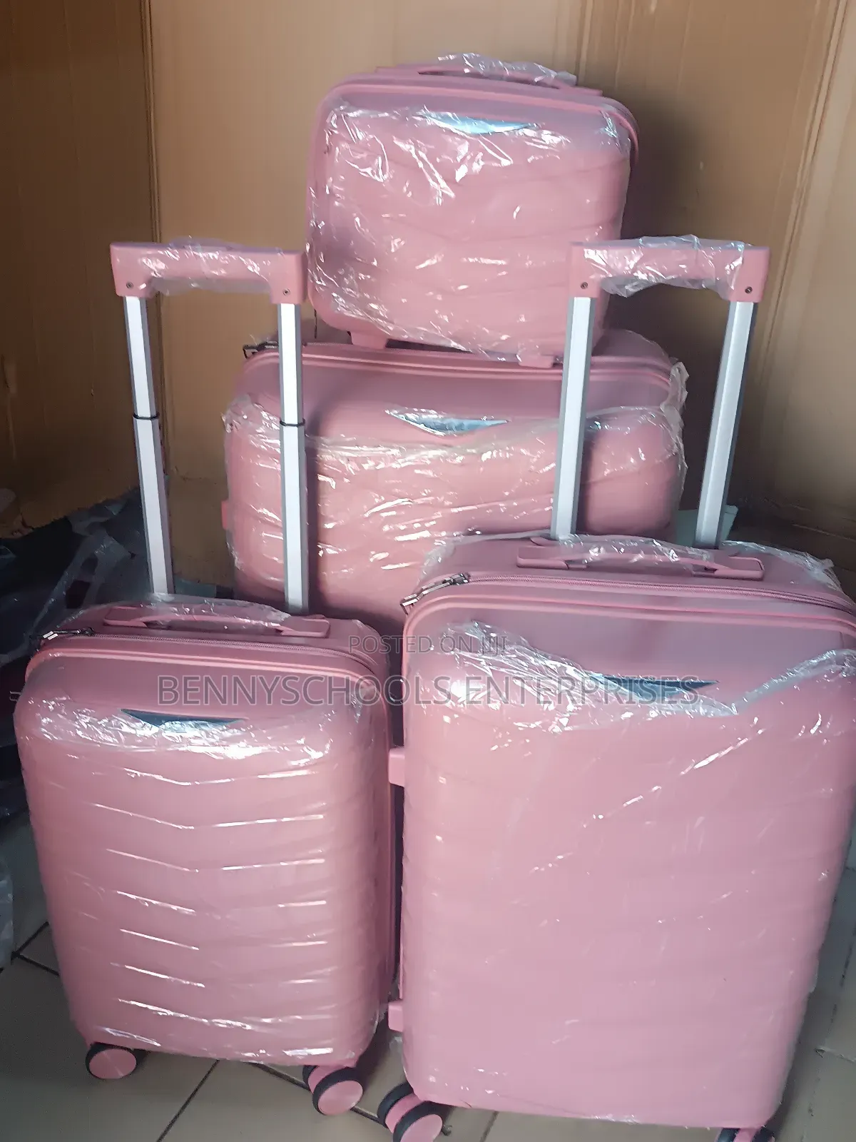 Rose Gold Set of 4 Unbreakable Rubber Luggage Boxes