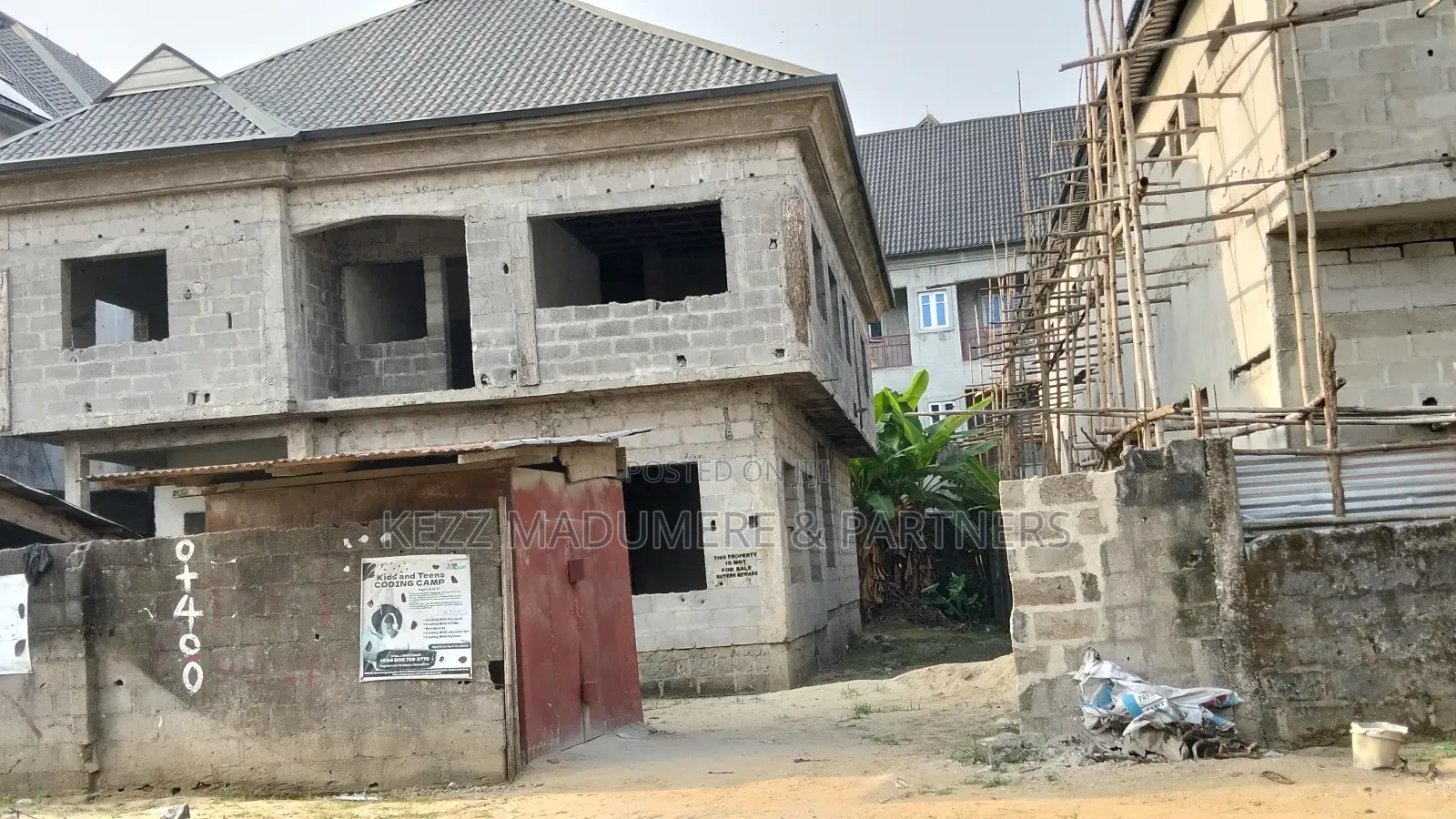 5bdrm Duplex in Eneka Eliozu Link for sale