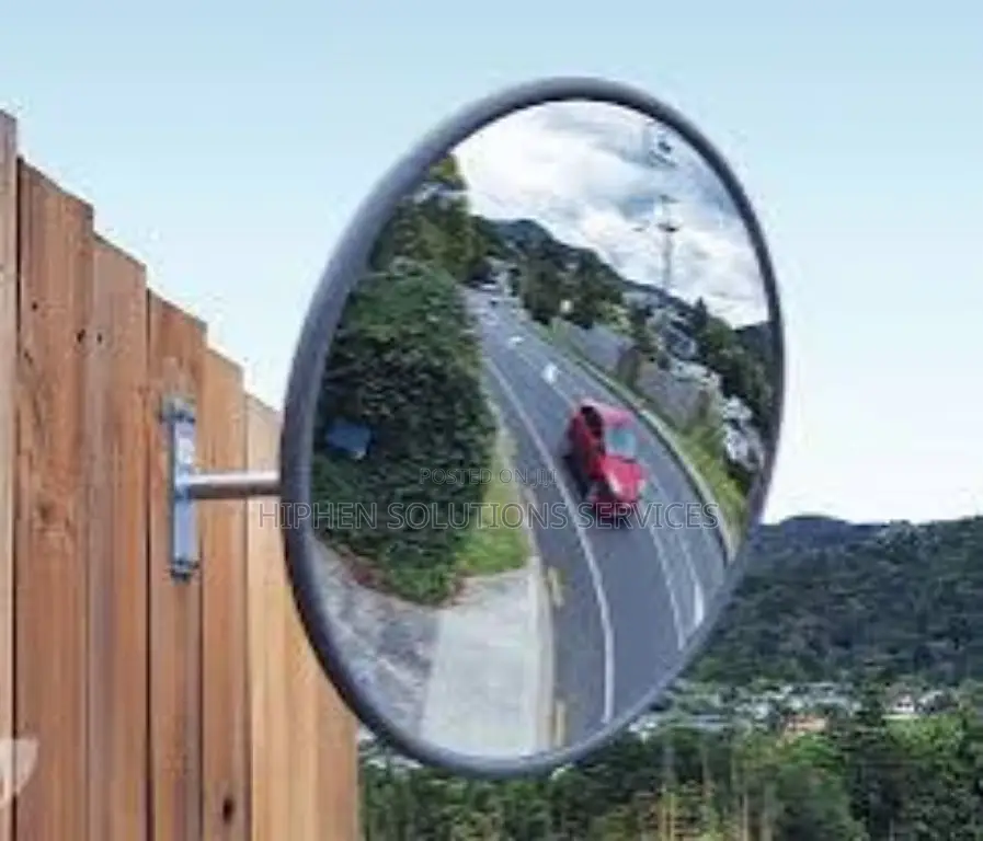 Convex Traffic Mirror
