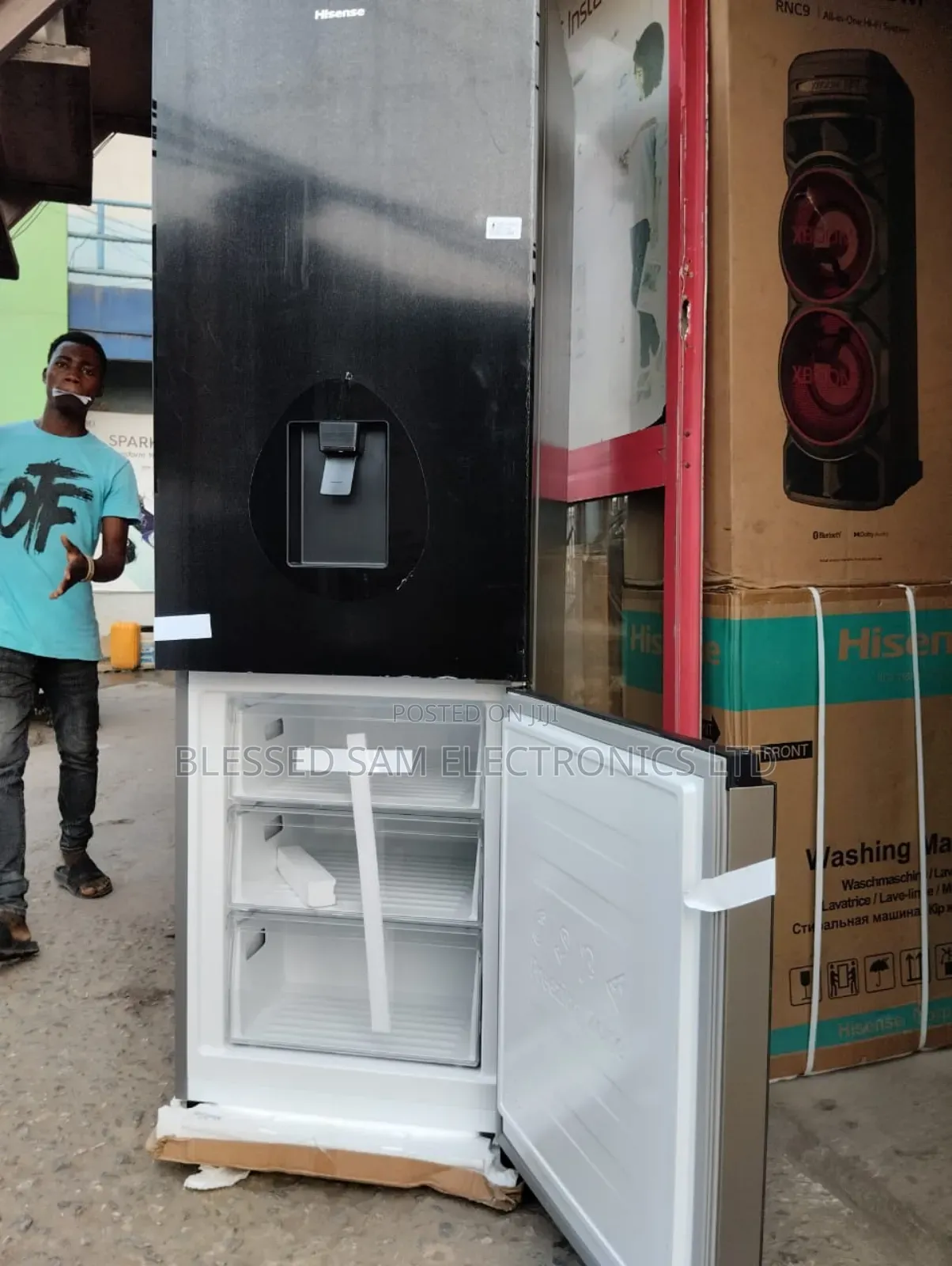 Hisense Fridge 350-L Mirror Glass With Dispenser> Twins Door