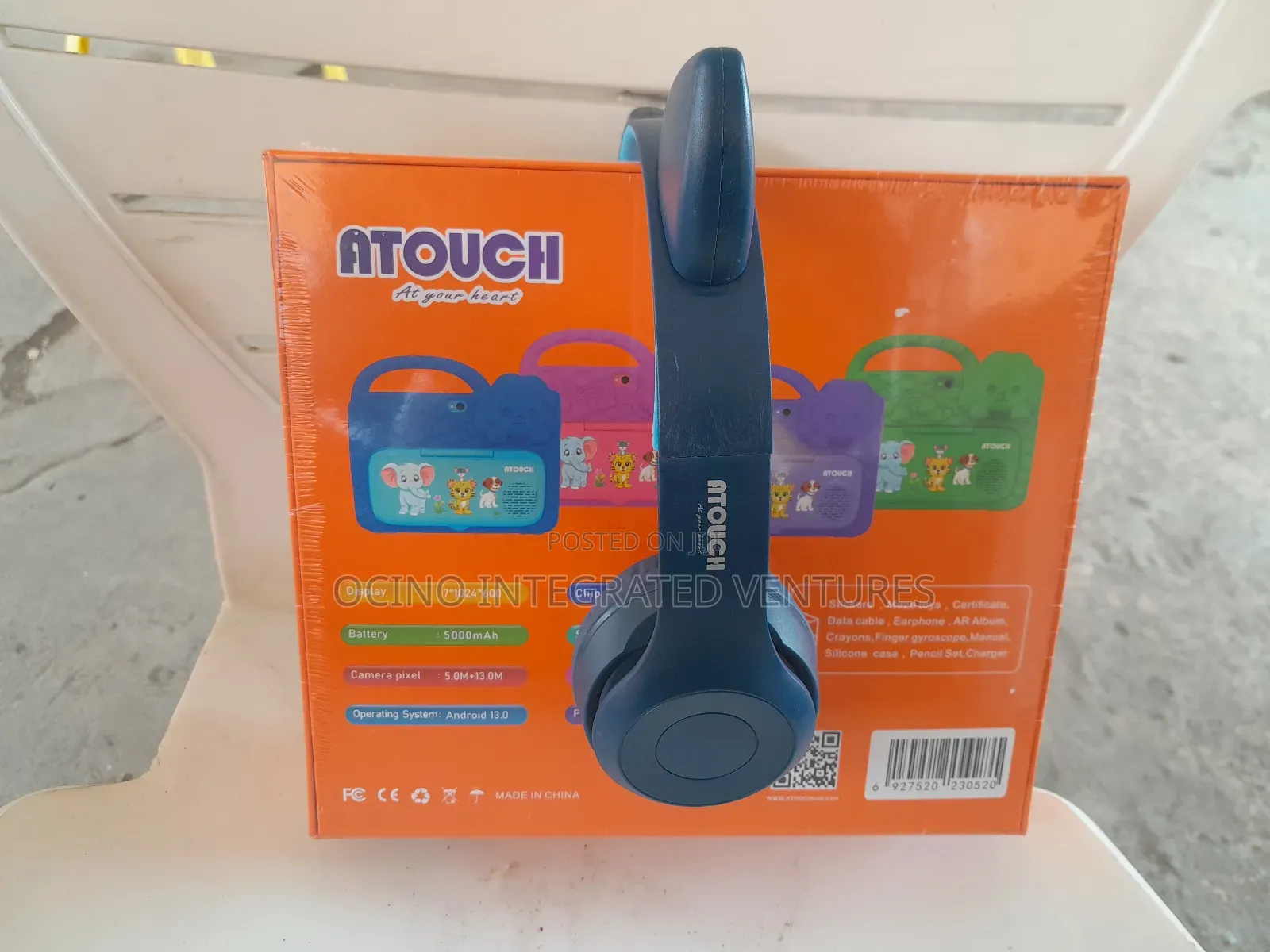 Unbbreakable Screen Kids iPad With Free Bluetooth Headphone