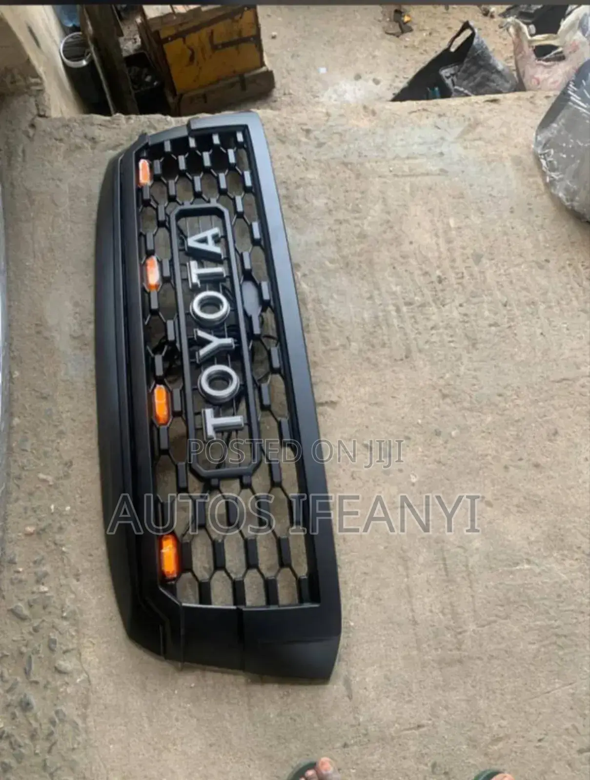 Front Grill Toyota Sequoia 2010_2018 Available Dm
