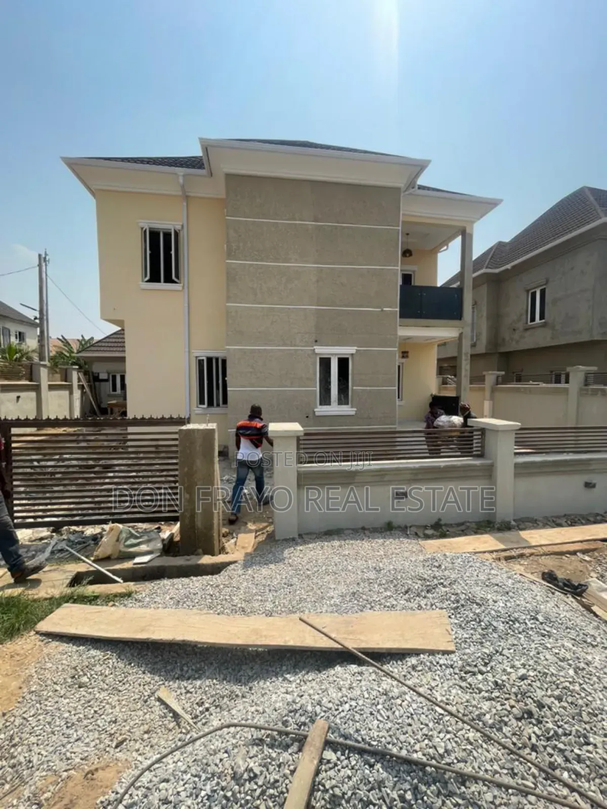 4bdrm Duplex in Off Aare Avenue, Bodija for sale