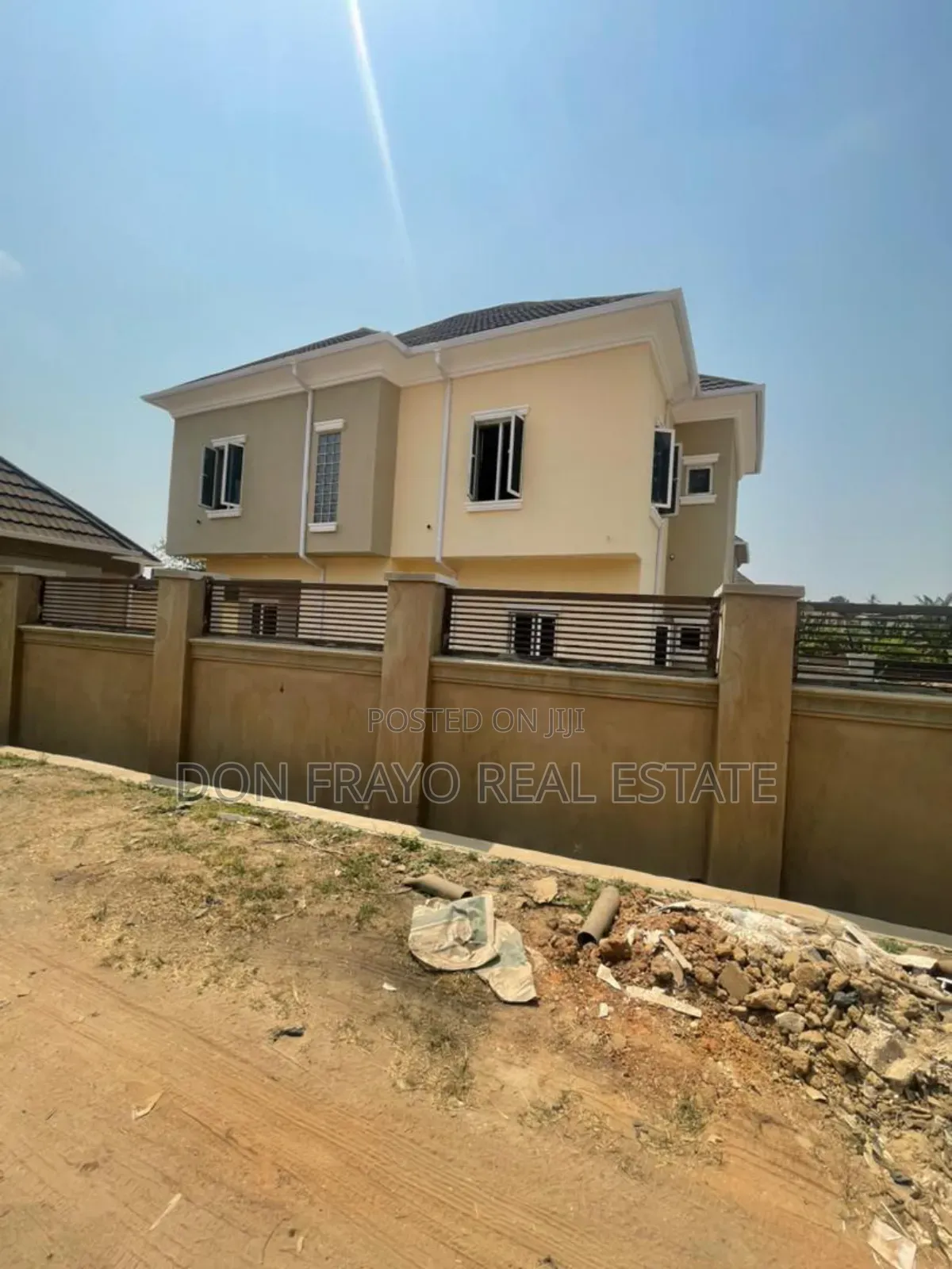 4bdrm Duplex in Off Aare Avenue, Bodija for sale