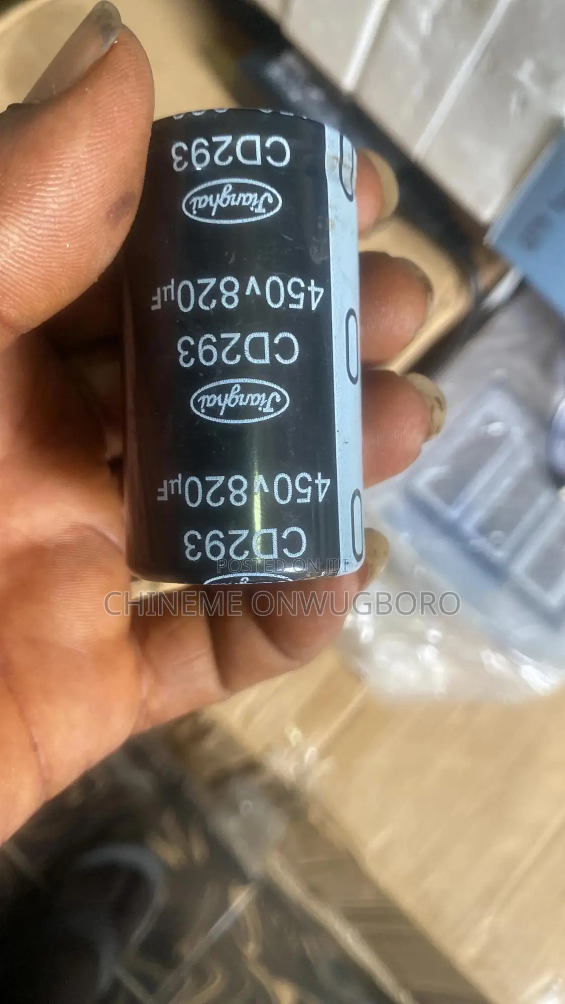 Power Capacitor 820uf
