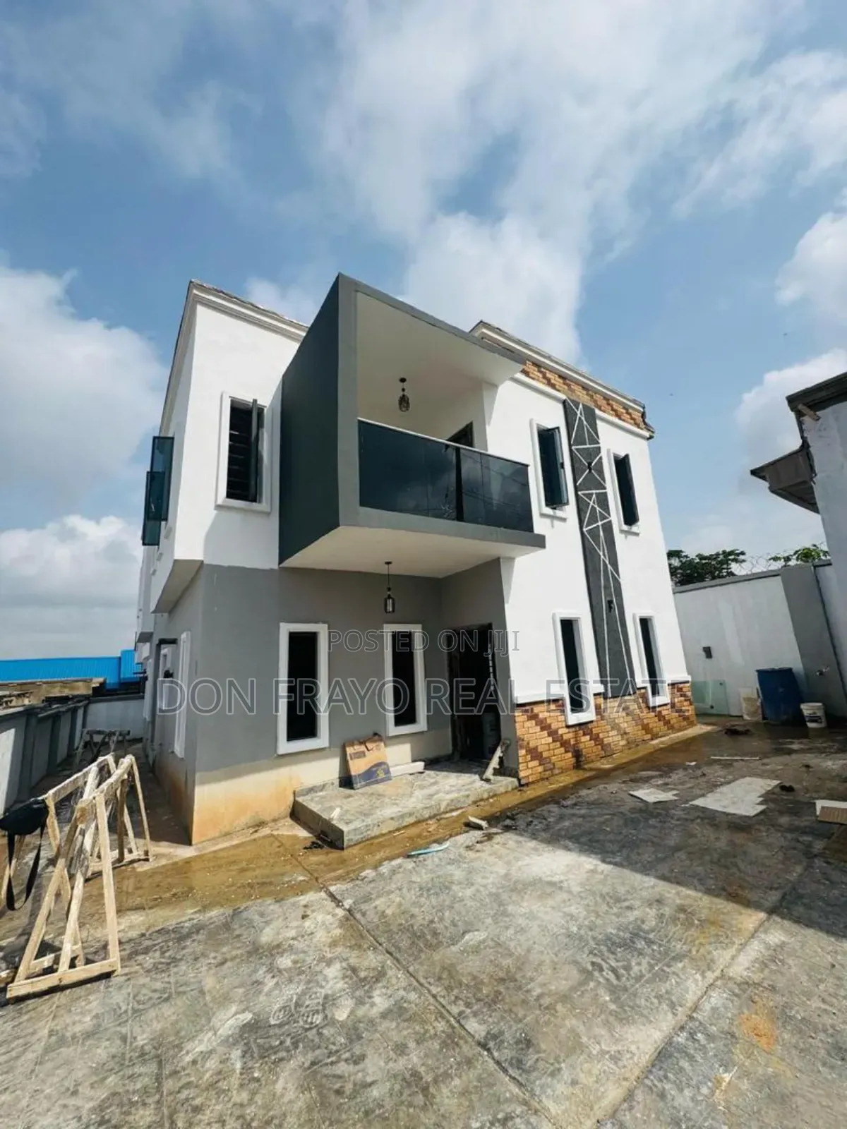 4bdrm Duplex in Kolapo Ishola Gra, Akobo for sale
