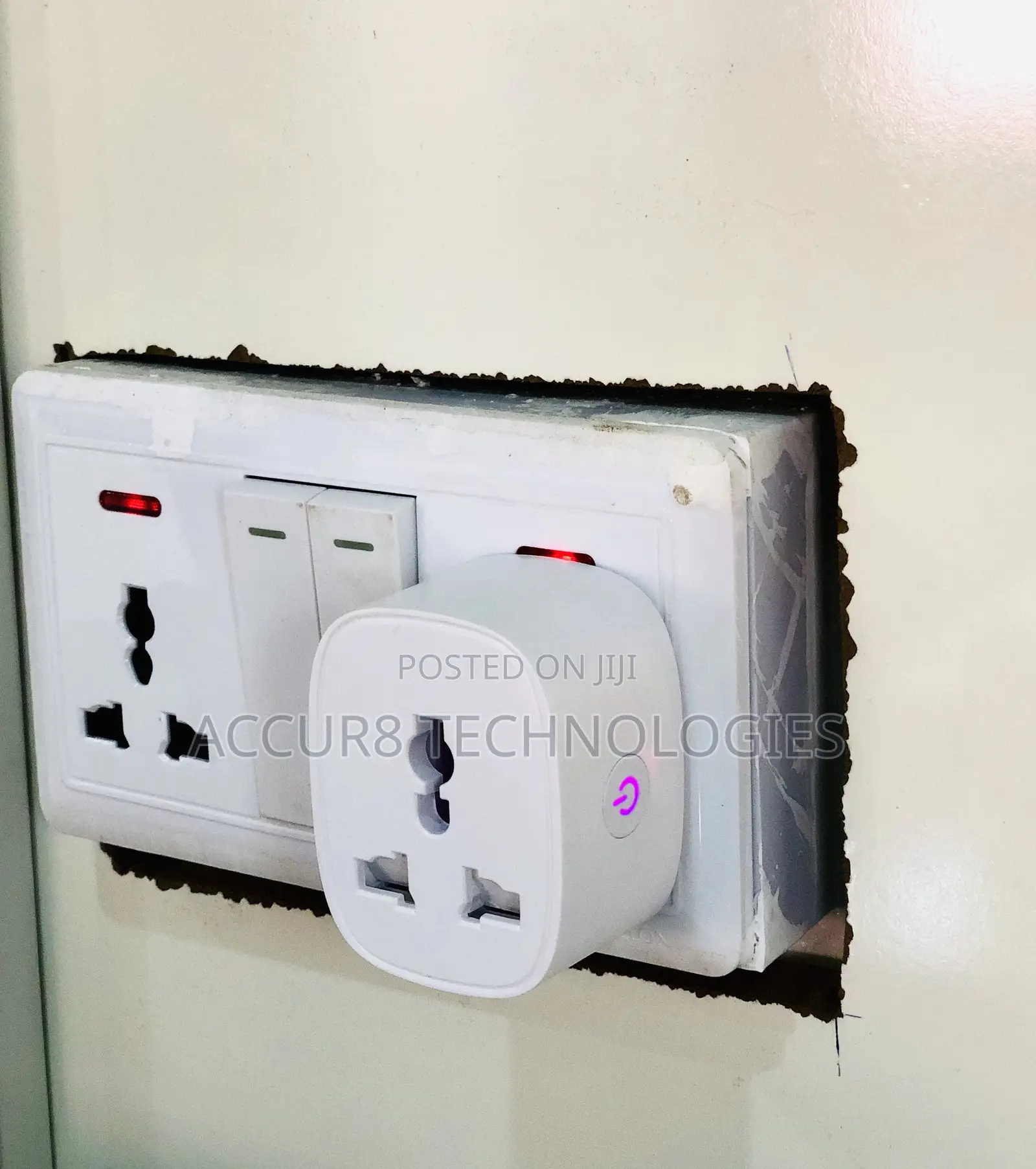 Wi-Fi Universal Smart Plug With Power Monitor