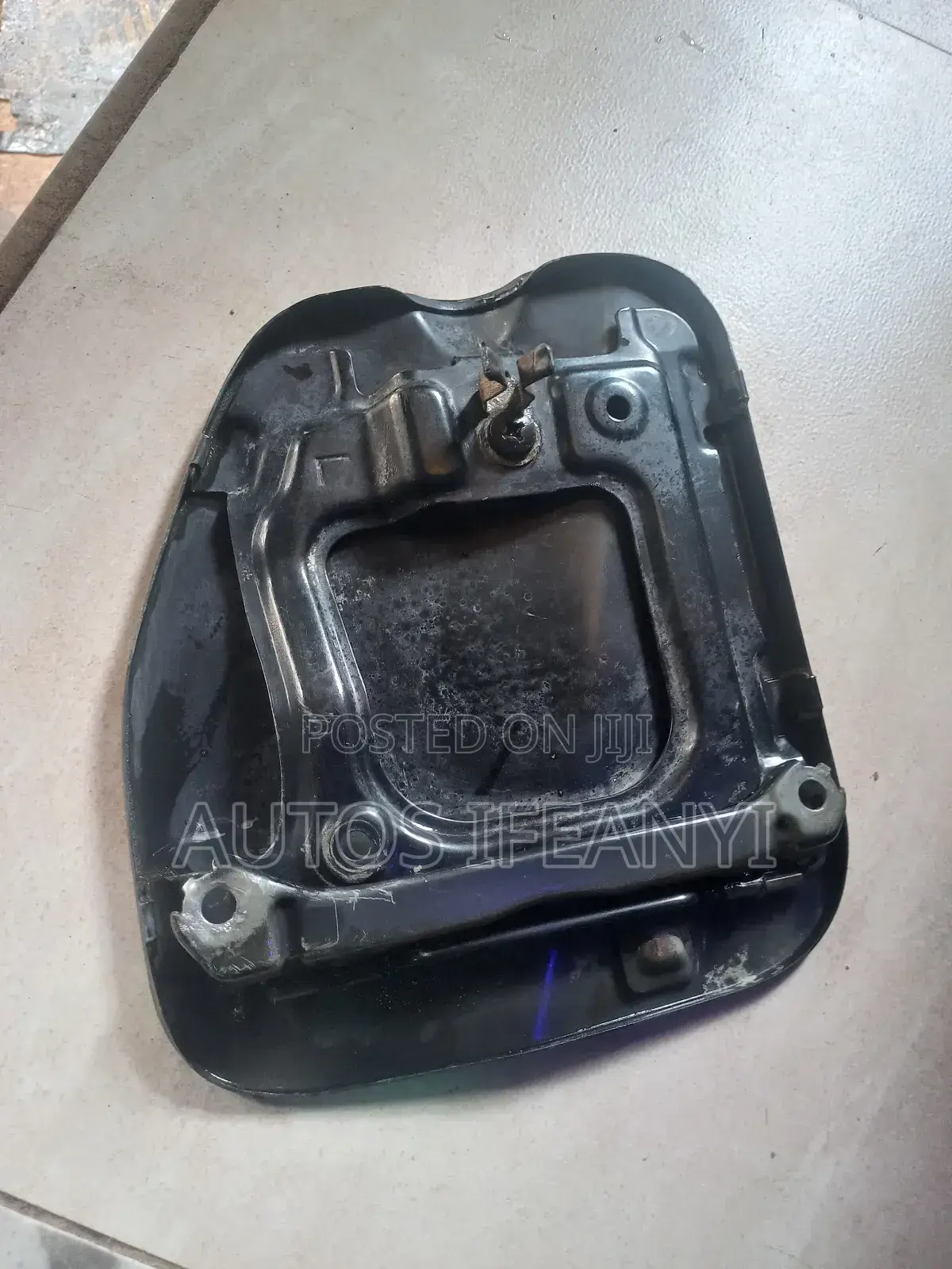 Tank Cover for Toyota Tacoma 2005 _2014 Available Dm