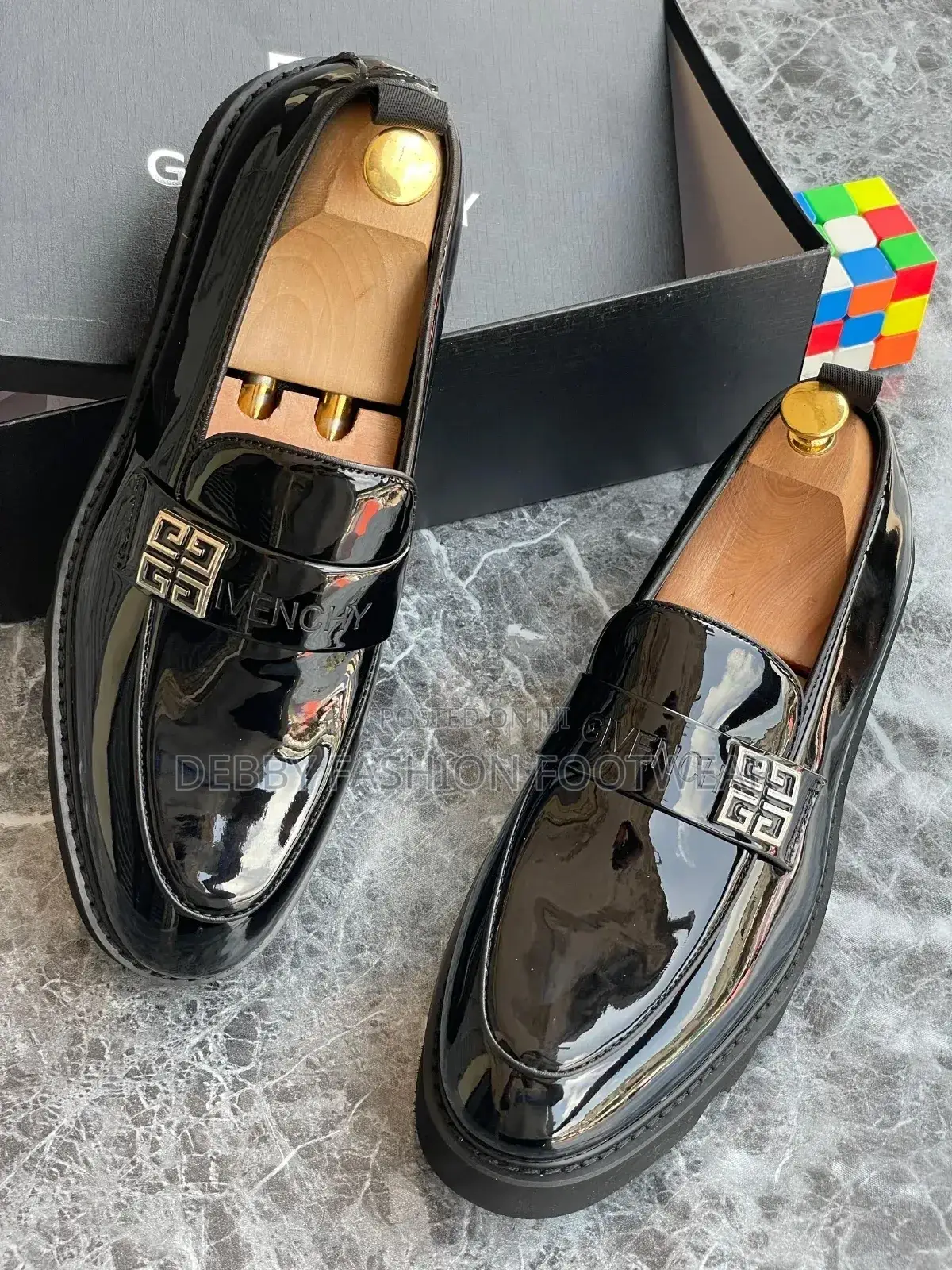 Givenchy Shinning Leather