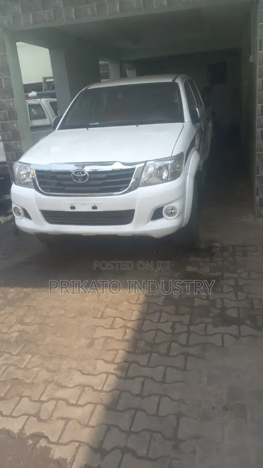 Hilux and Police Escort Nationwide