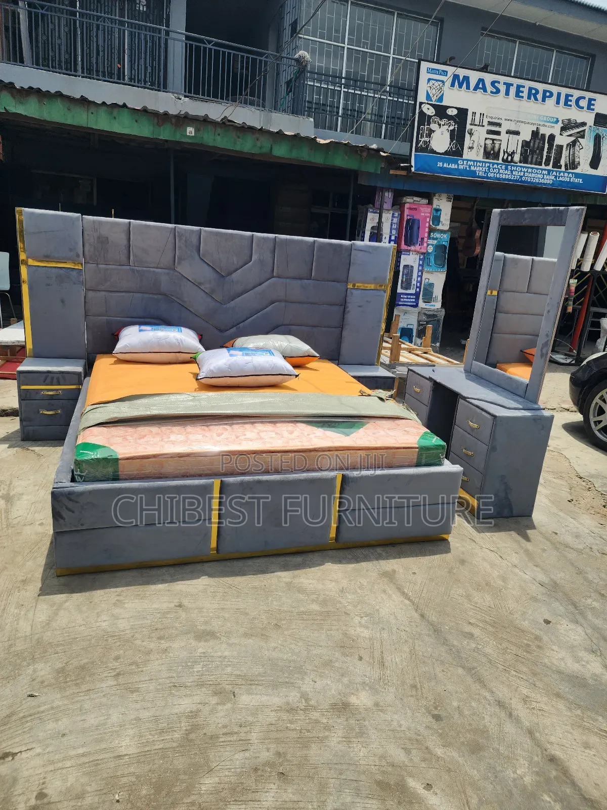 Quality 6by6 Padded Set of Bed.
