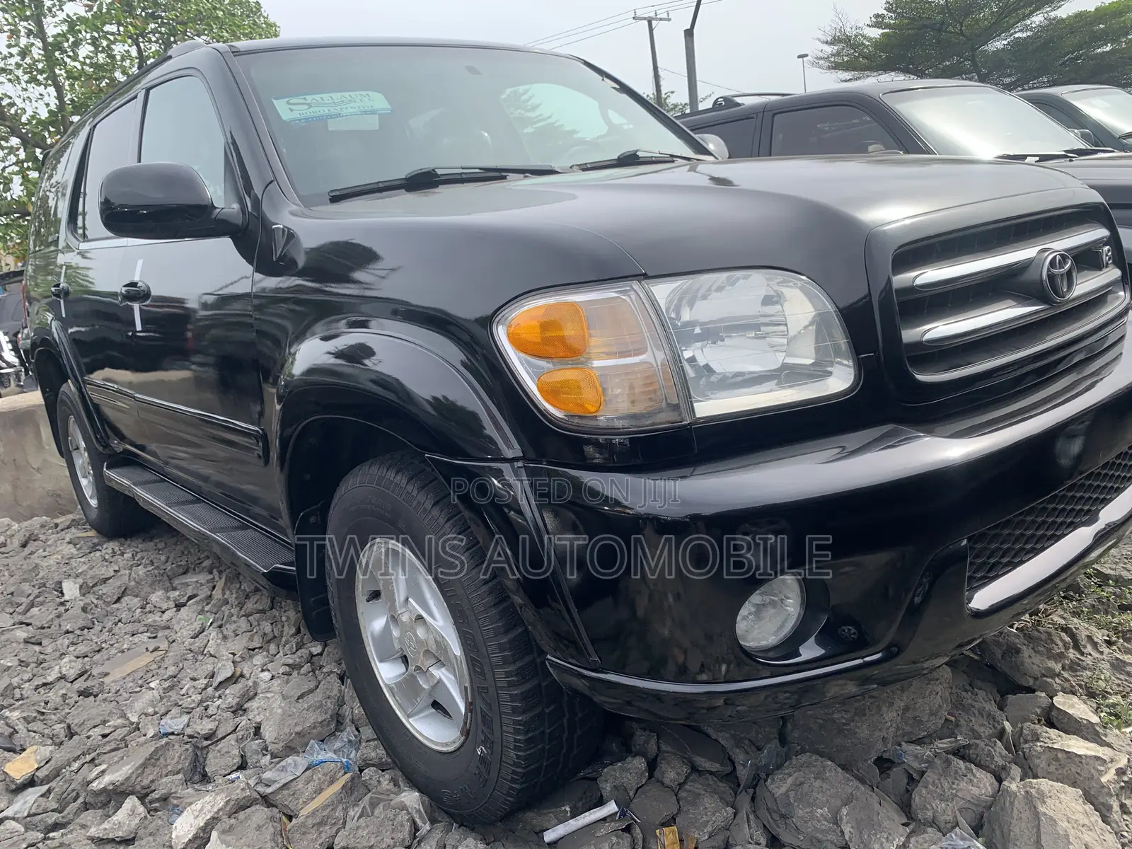 Toyota Sequoia 2004 Black