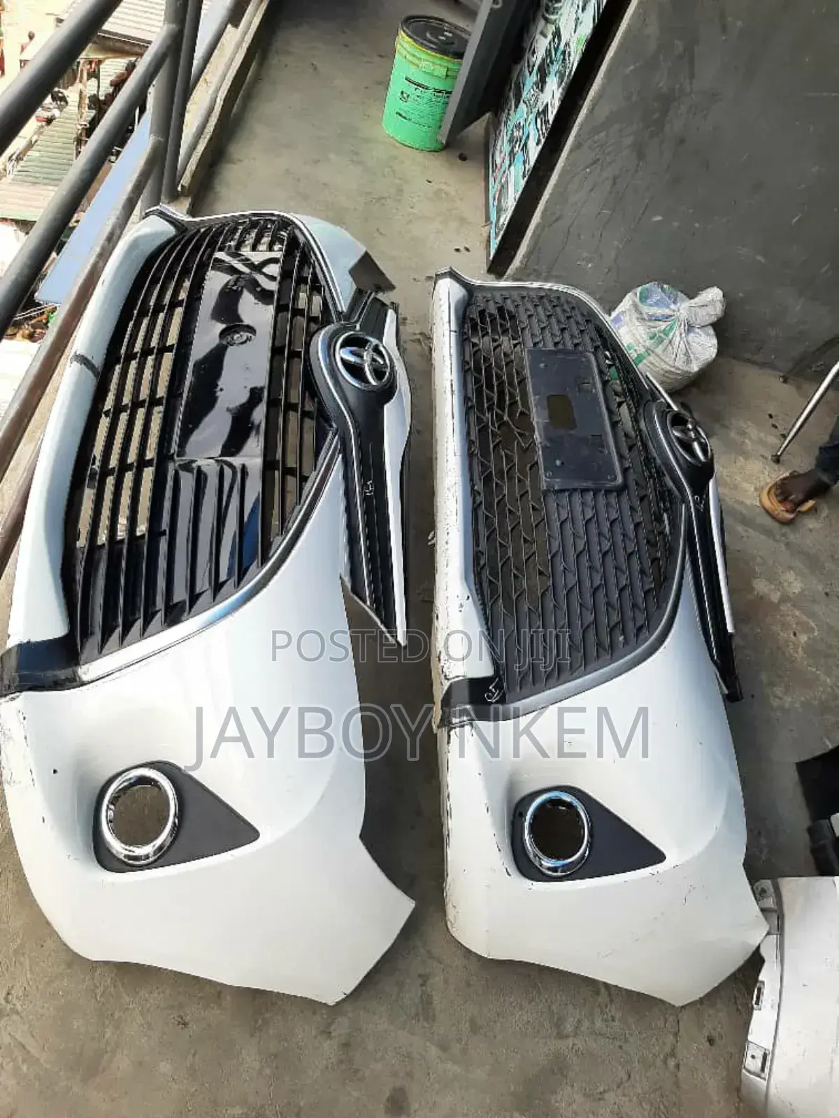 Front Bumper Complete Toyota Yaris 2018