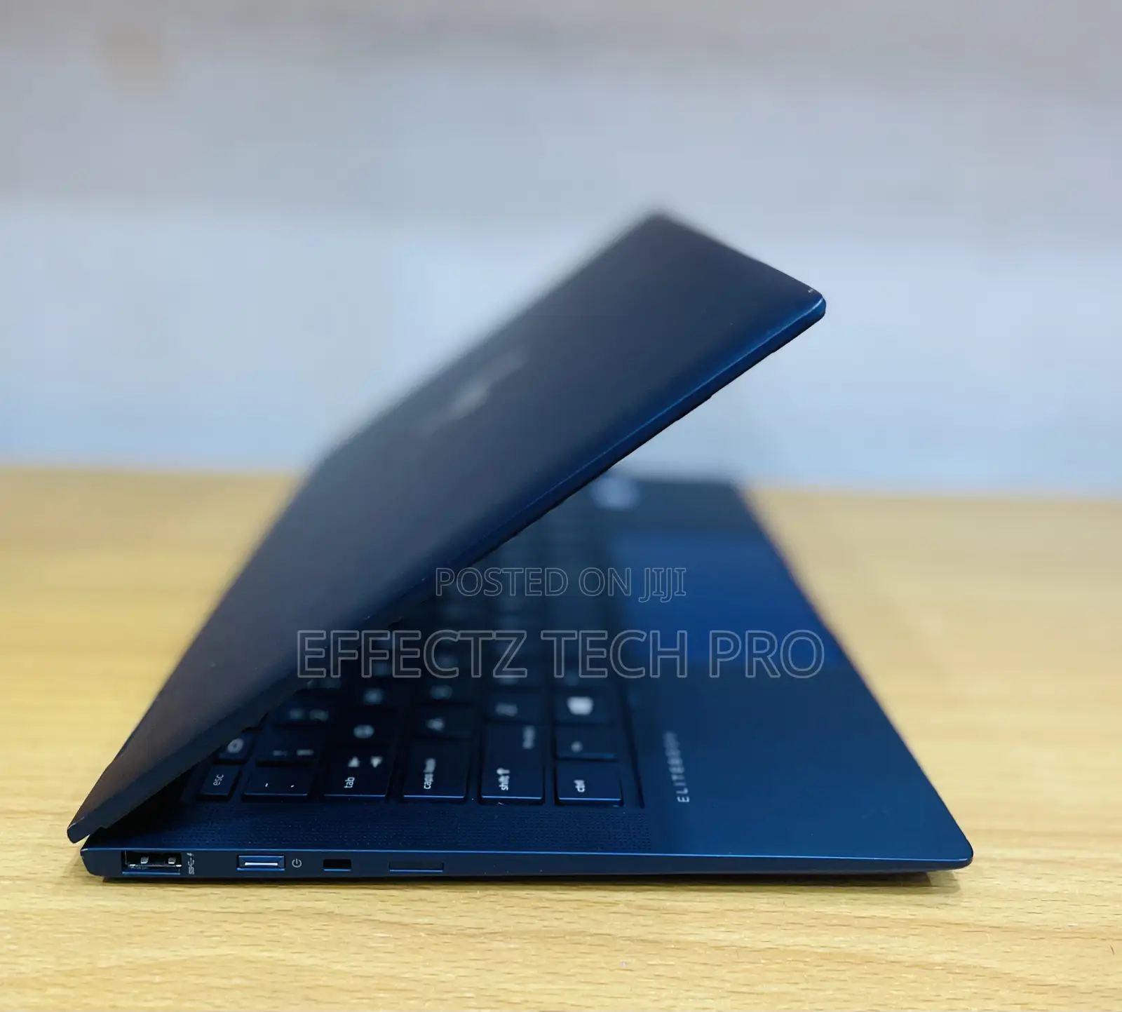 Laptop HP Dragonfly G1 16GB Intel Core I5 SSD 256GB