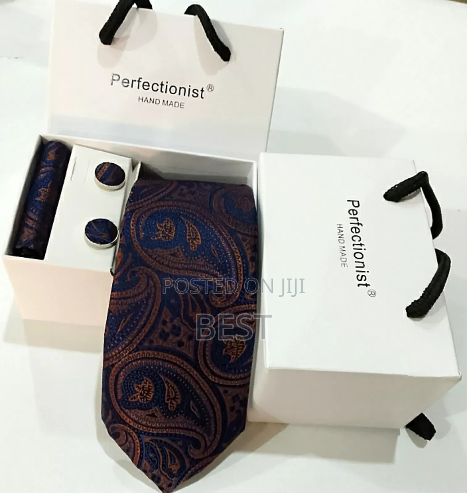 Top Quality Ties Come With Pocket Sqsquare