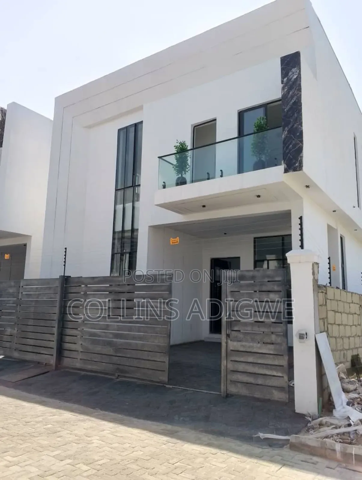 4bdrm Duplex in Royal Pine Estate for sale