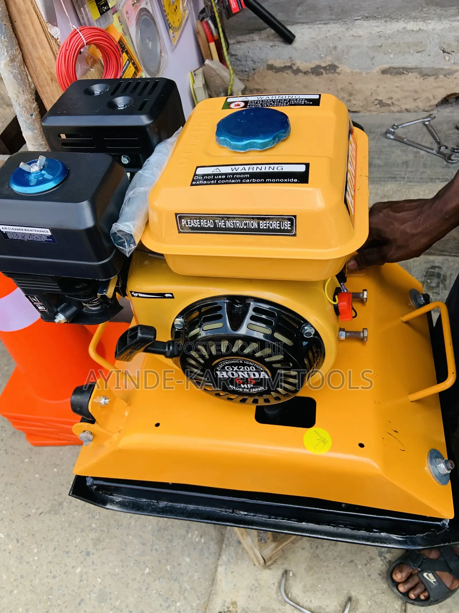Plate Compactor C-90(550mm X 450mm)90kg