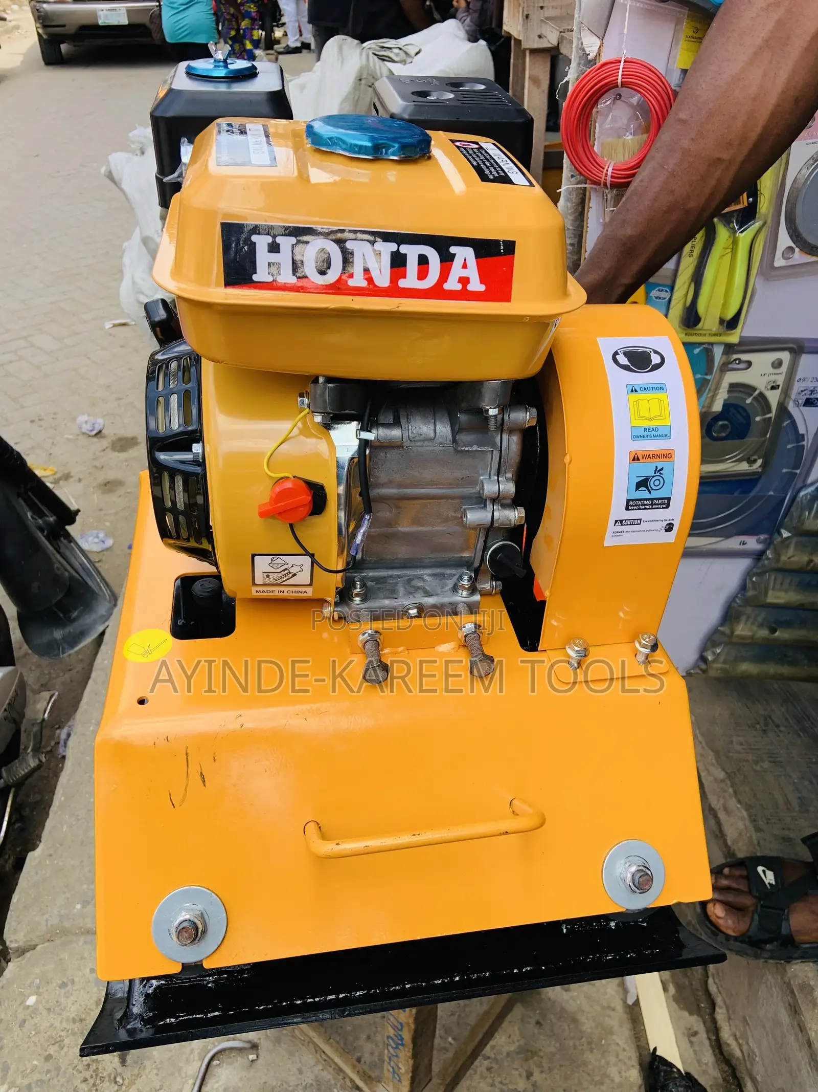 Plate Compactor C-90(550mm X 450mm)90kg