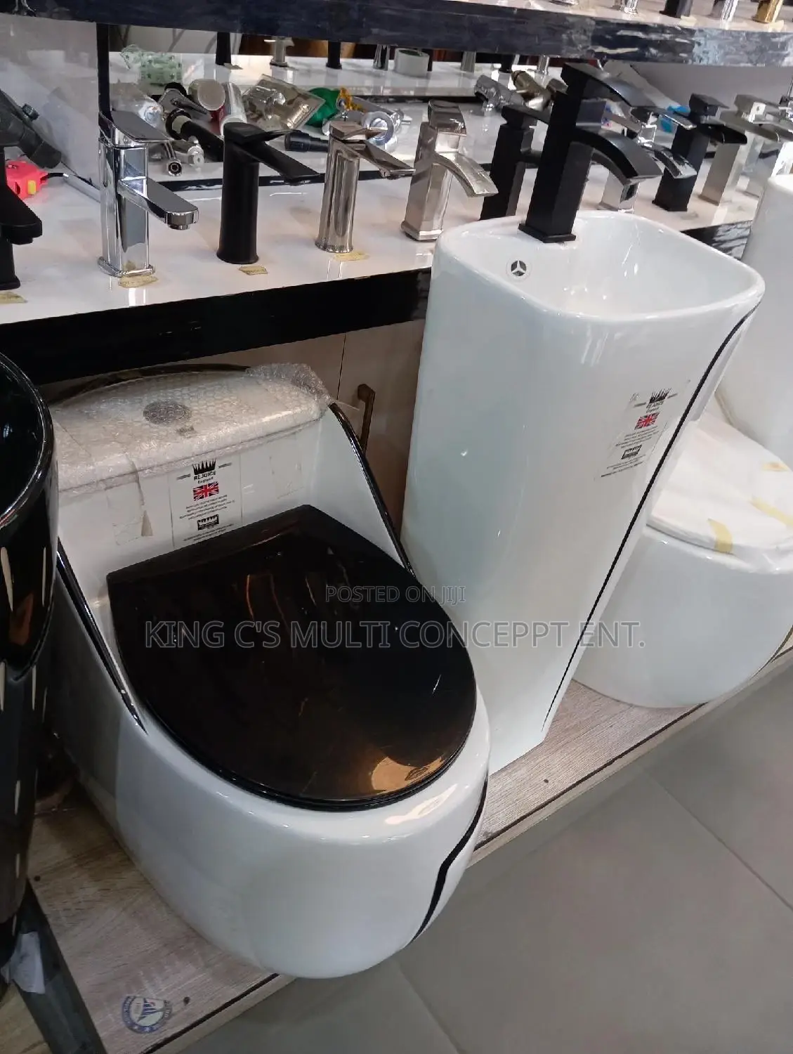 Executive Water Closet (Complete Set)