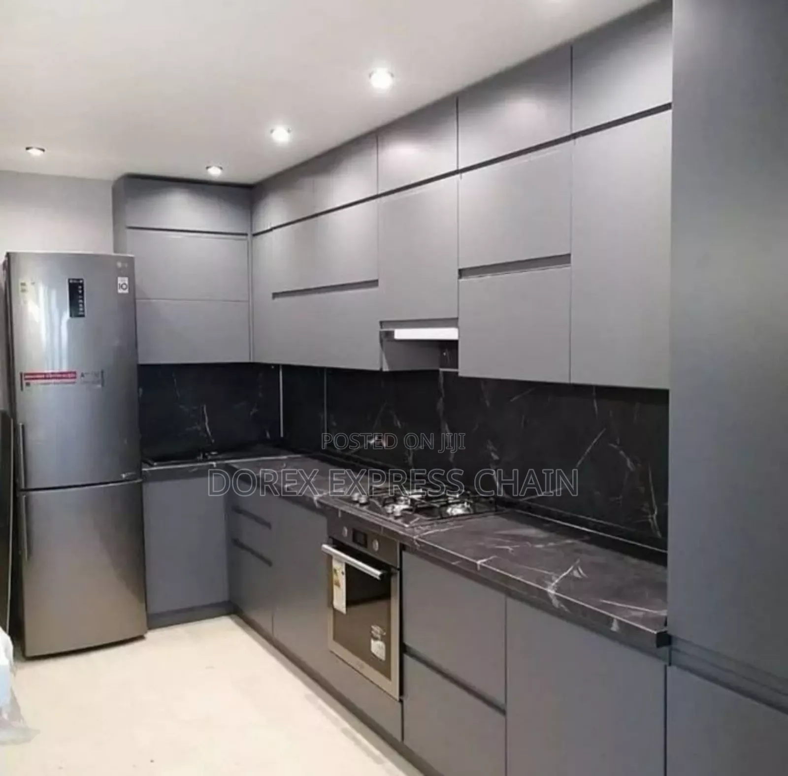 Your Kitchen In Grey! Screaming Luxury.