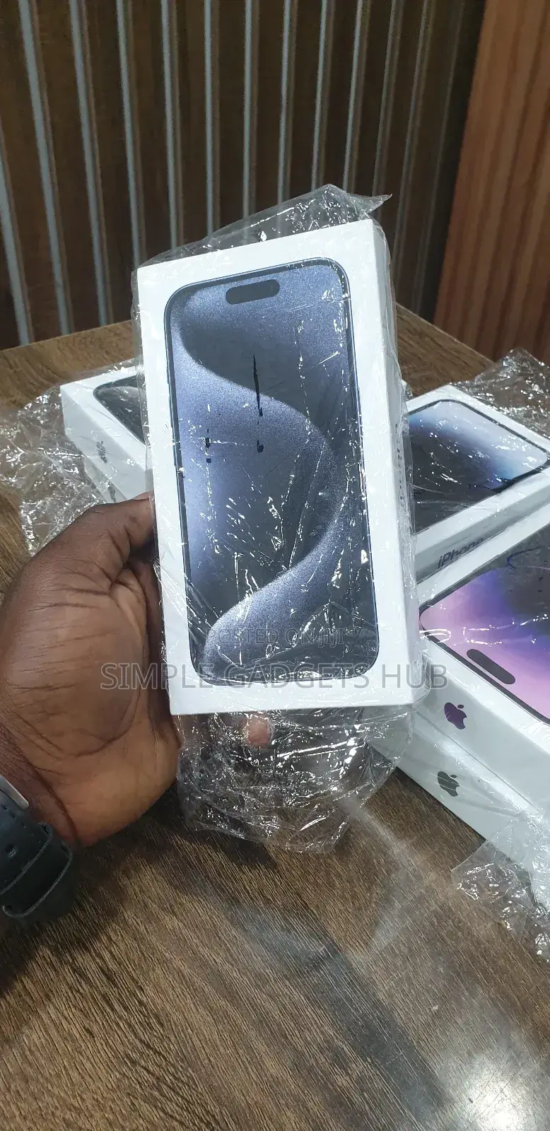New Apple iPhone 15 Pro 256 GB Gray